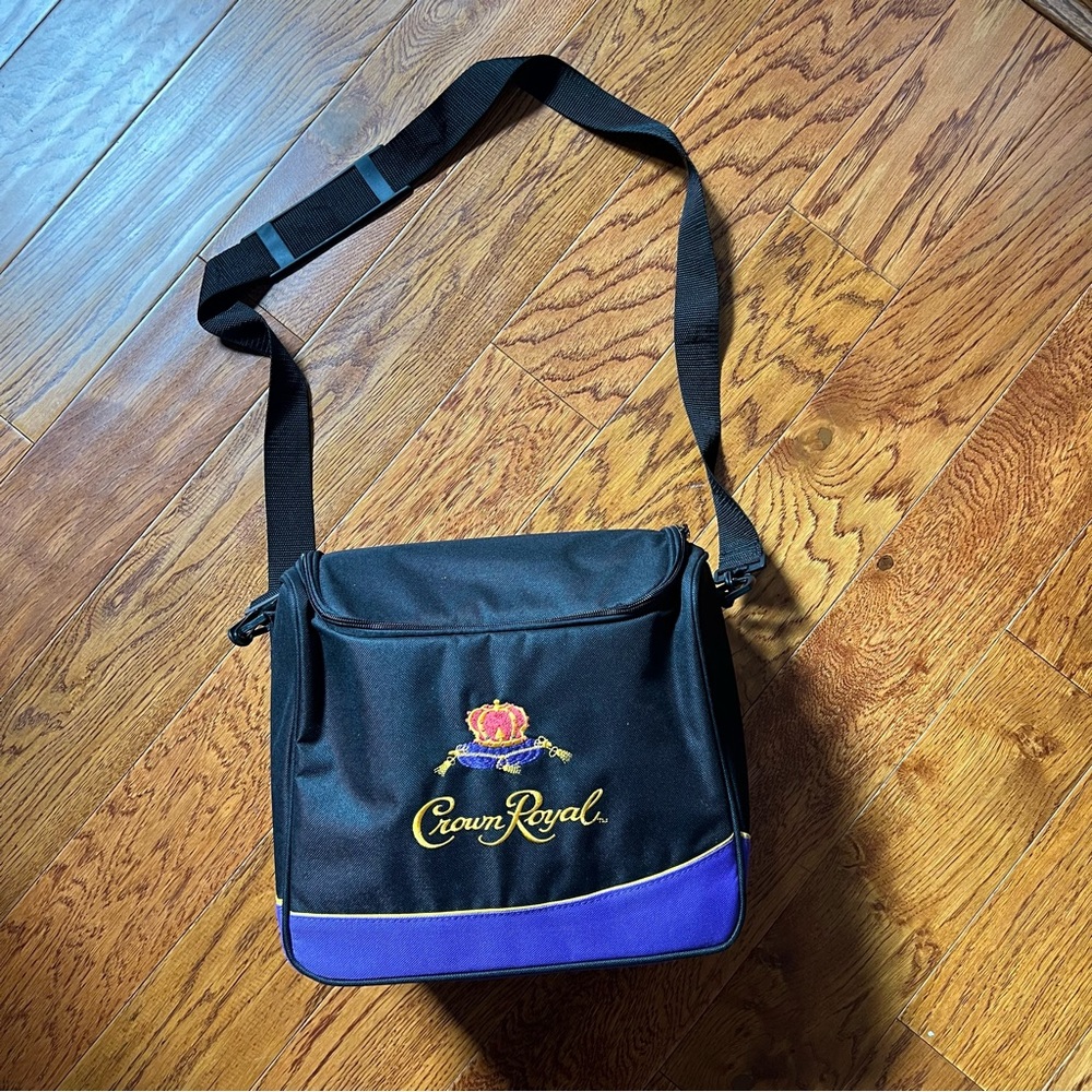 CROWN ROYAL Insulated Soft Sided COOLER TOTE BAG Shoulder Strap Purple Black